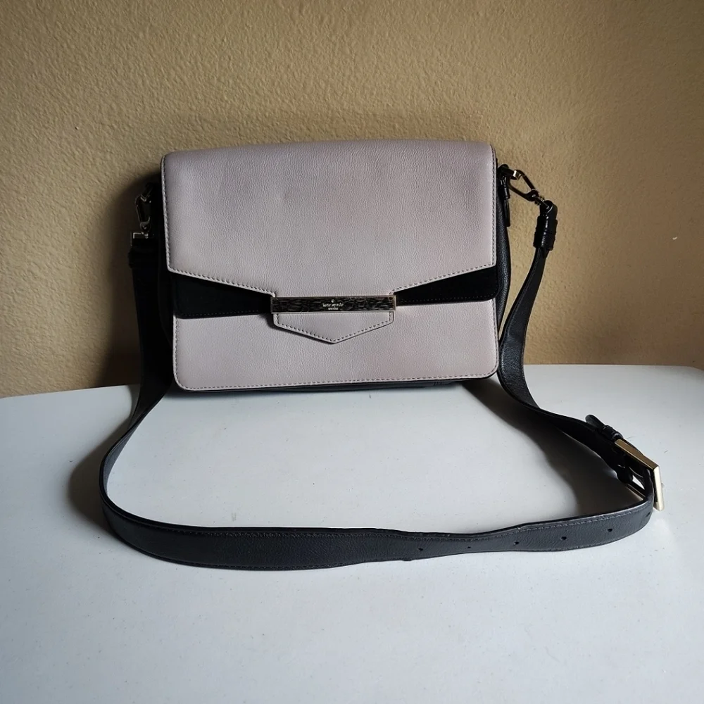 Kate Spade Black & Taupe Pebbled Leather Kaela Crossbody Shoulder Bag Casual